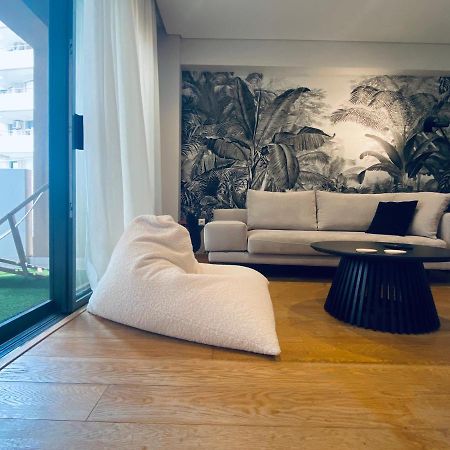 Athens Riviera 2-Bed Apt & Pool Access #Unoblu Bagian luar foto