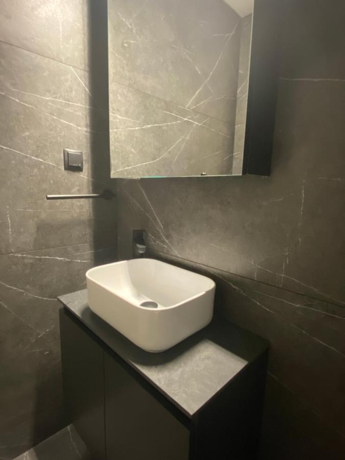 Athens Riviera 2-Bed Apt & Pool Access #Unoblu Bagian luar foto