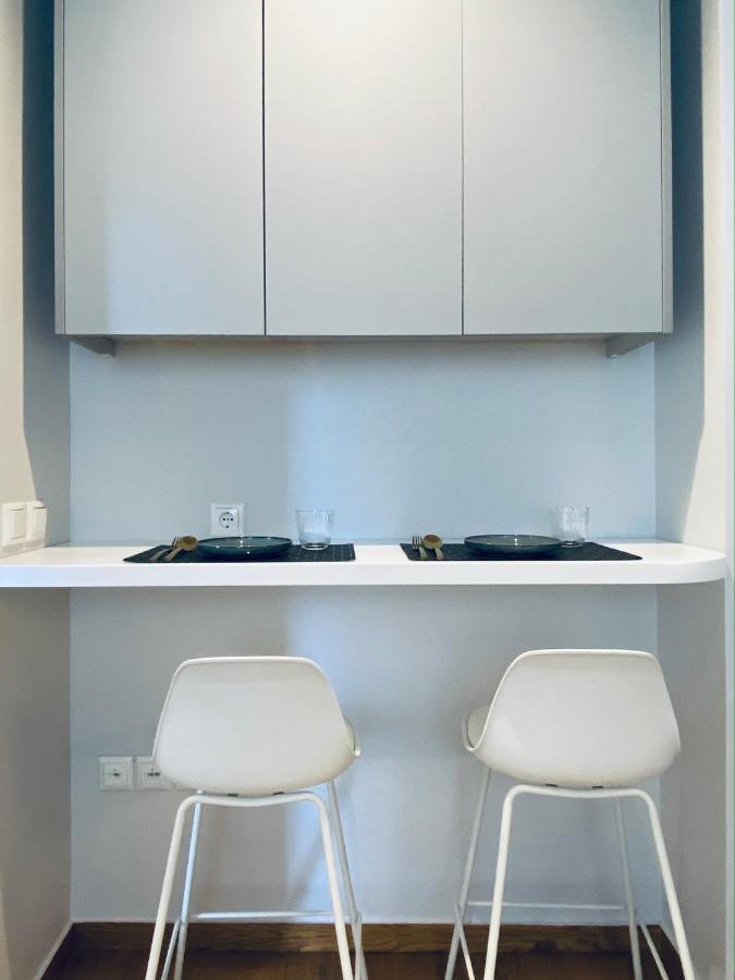 Athens Riviera 2-Bed Apt & Pool Access #Unoblu Bagian luar foto